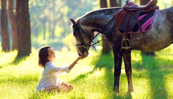 подаророк жене — заказывайте в интернет-магазине «EMOZZI»